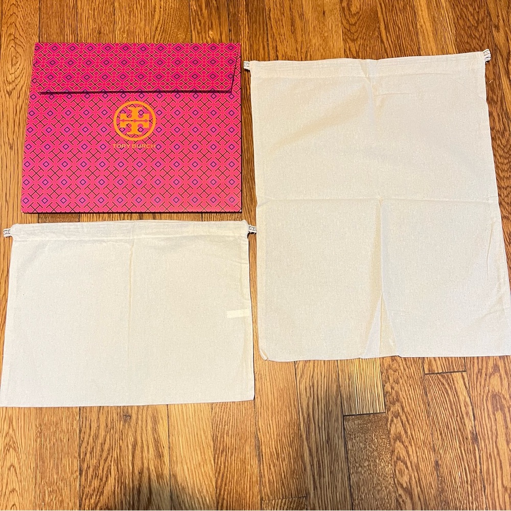 Tory Burch gift set dust bag shoe bag